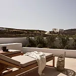 Anemelia Mykonos מלון 5*