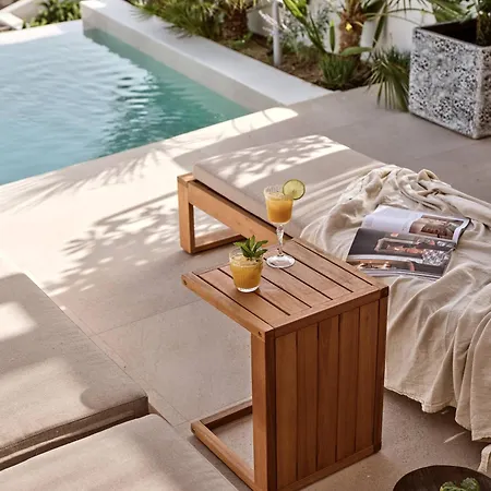 Anemelia Mykonos Hotell 5*