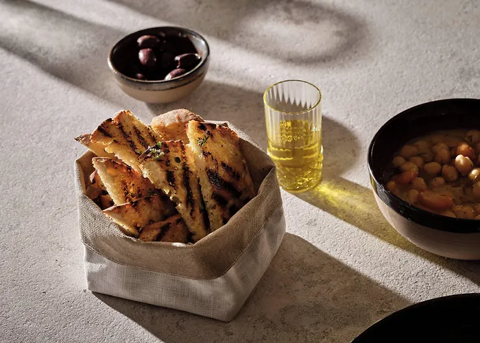 Anemelia Mykonos Ελιά